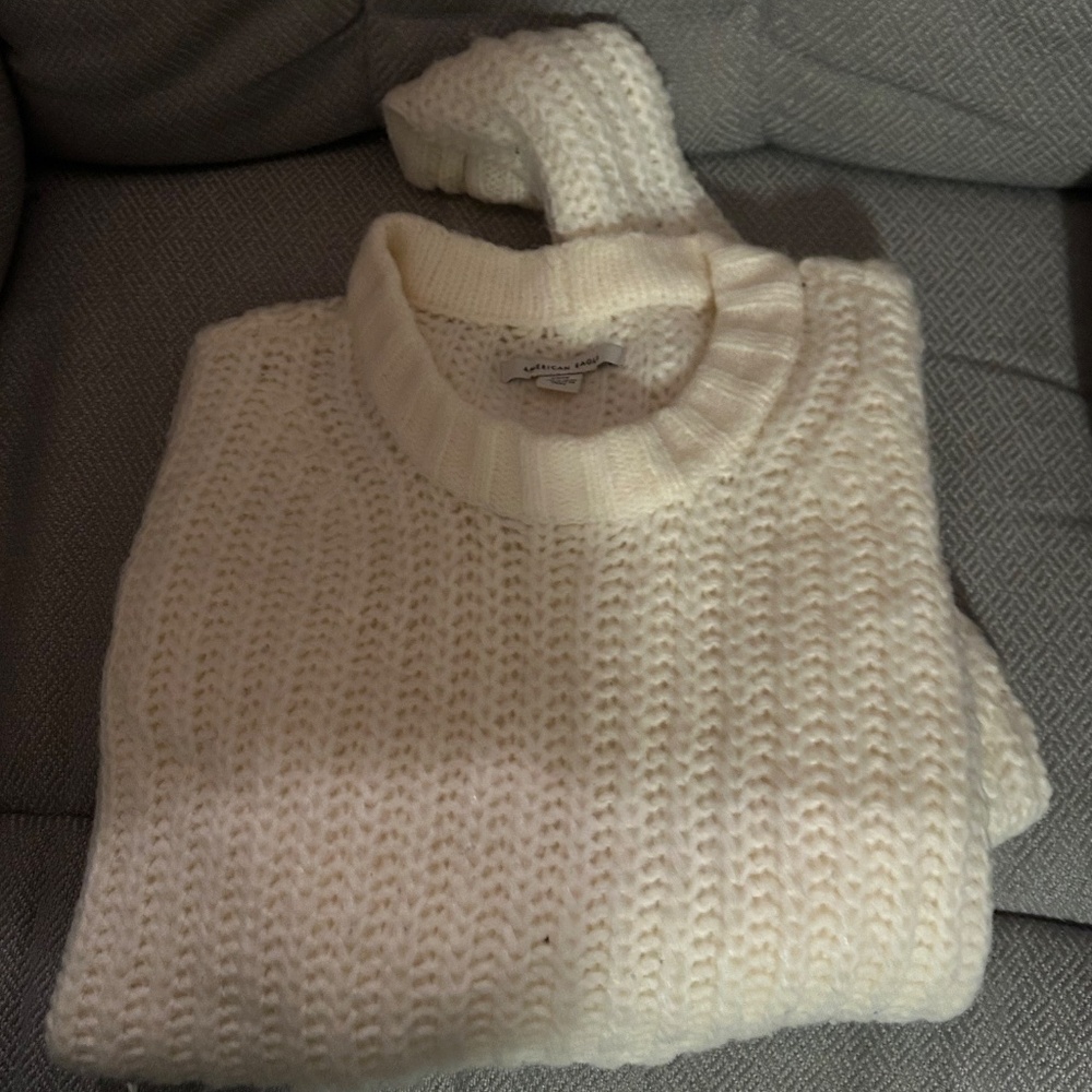 American eagle - Picture 3 of 5